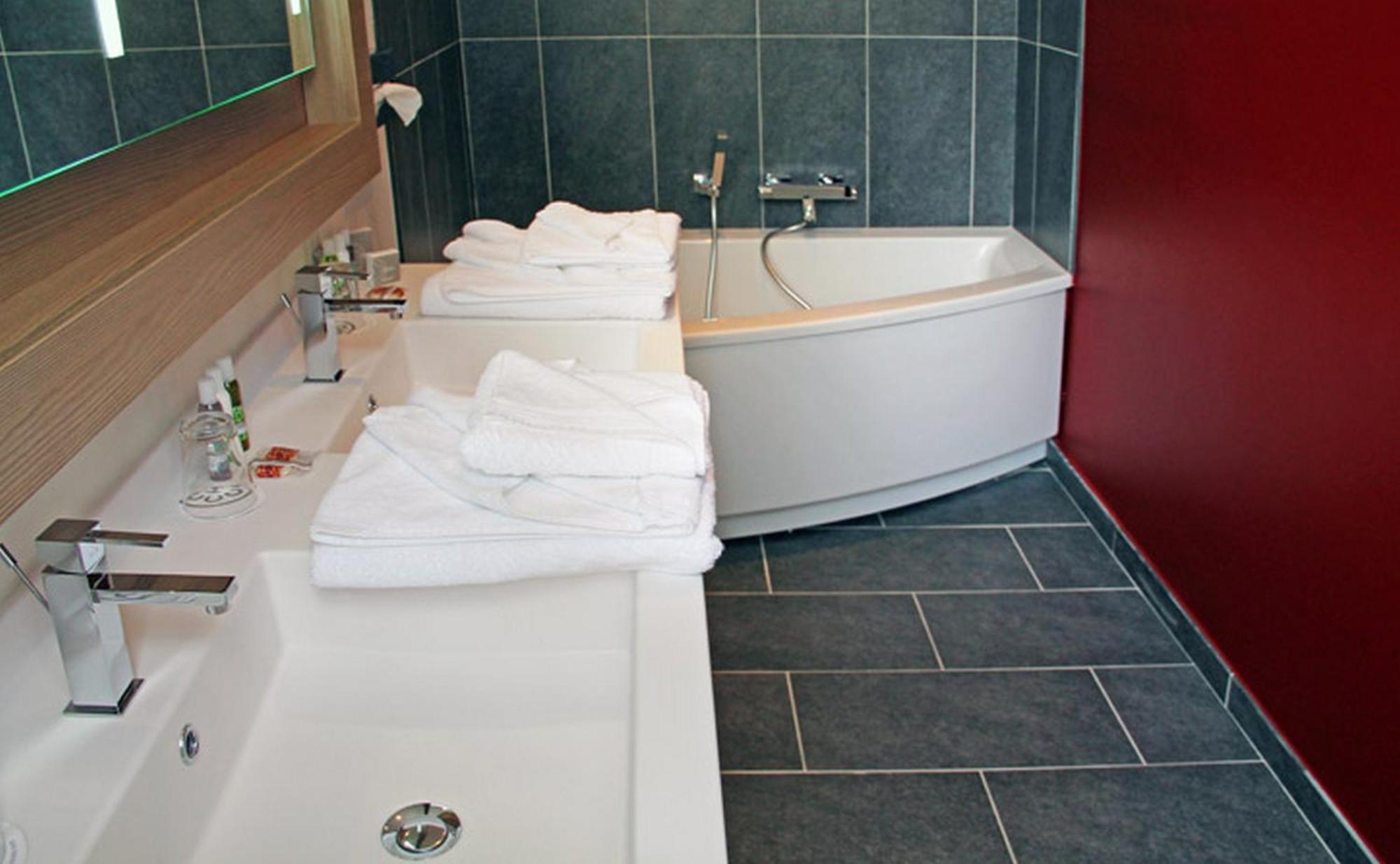 Hotel Francois Premier Cognac Centre Екстериор снимка