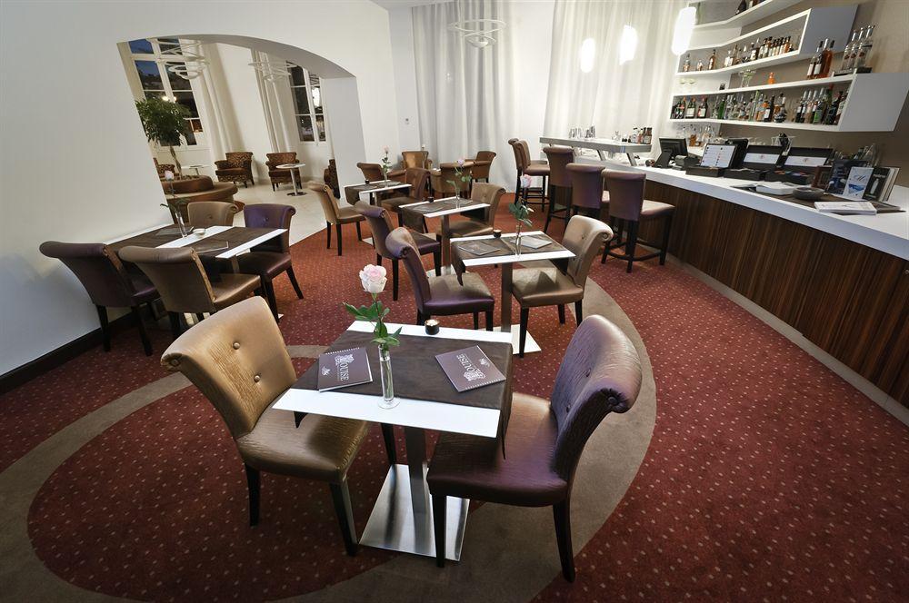 Hotel Francois Premier Cognac Centre Екстериор снимка