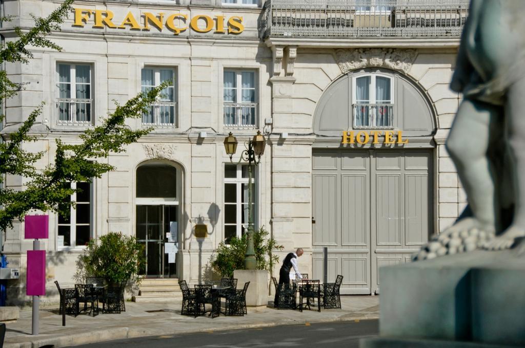 Hotel Francois Premier Cognac Centre Екстериор снимка