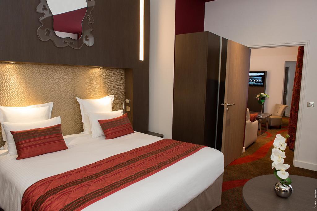 Hotel Francois Premier Cognac Centre Стая снимка